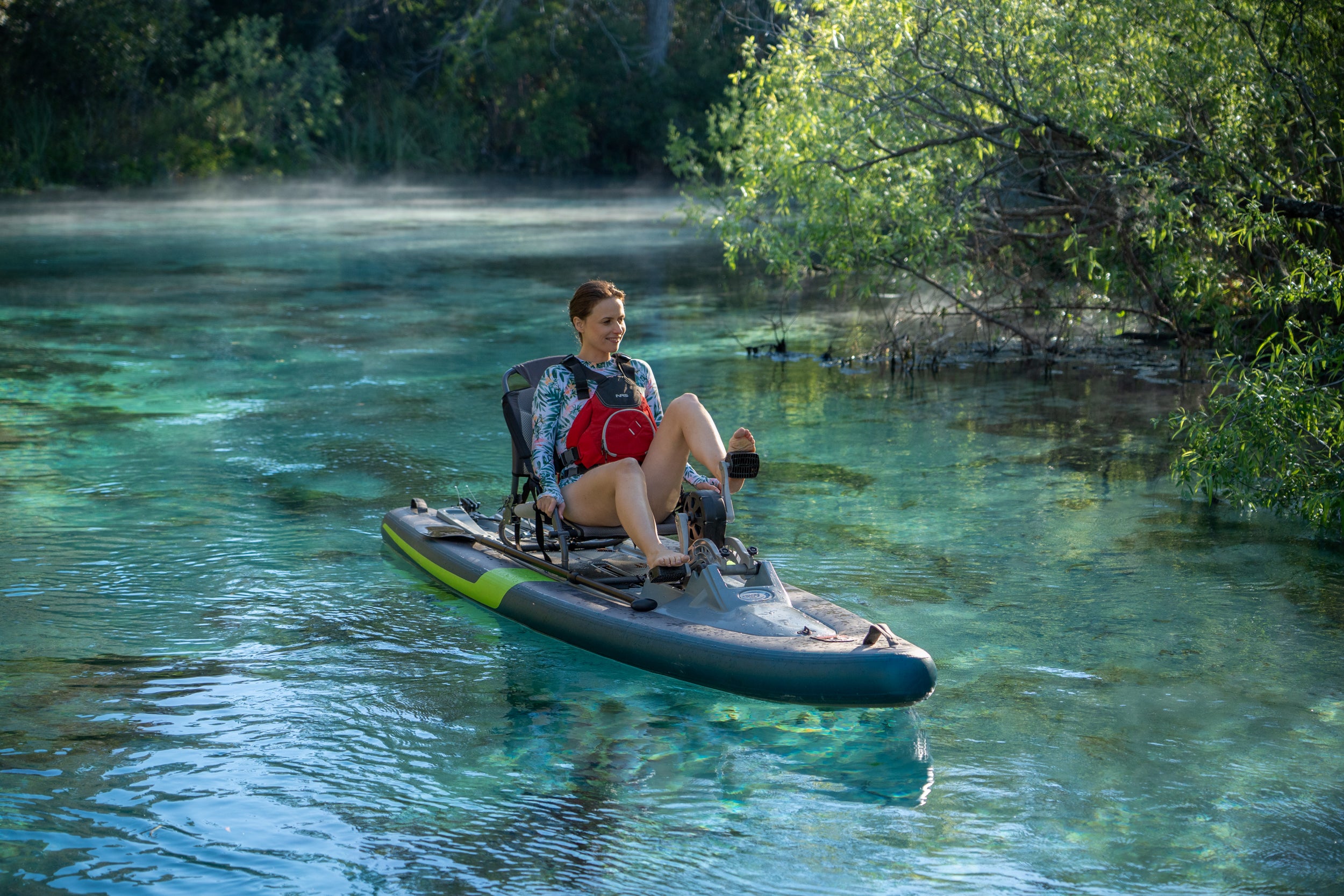 Kayak De Pêche À Pédales