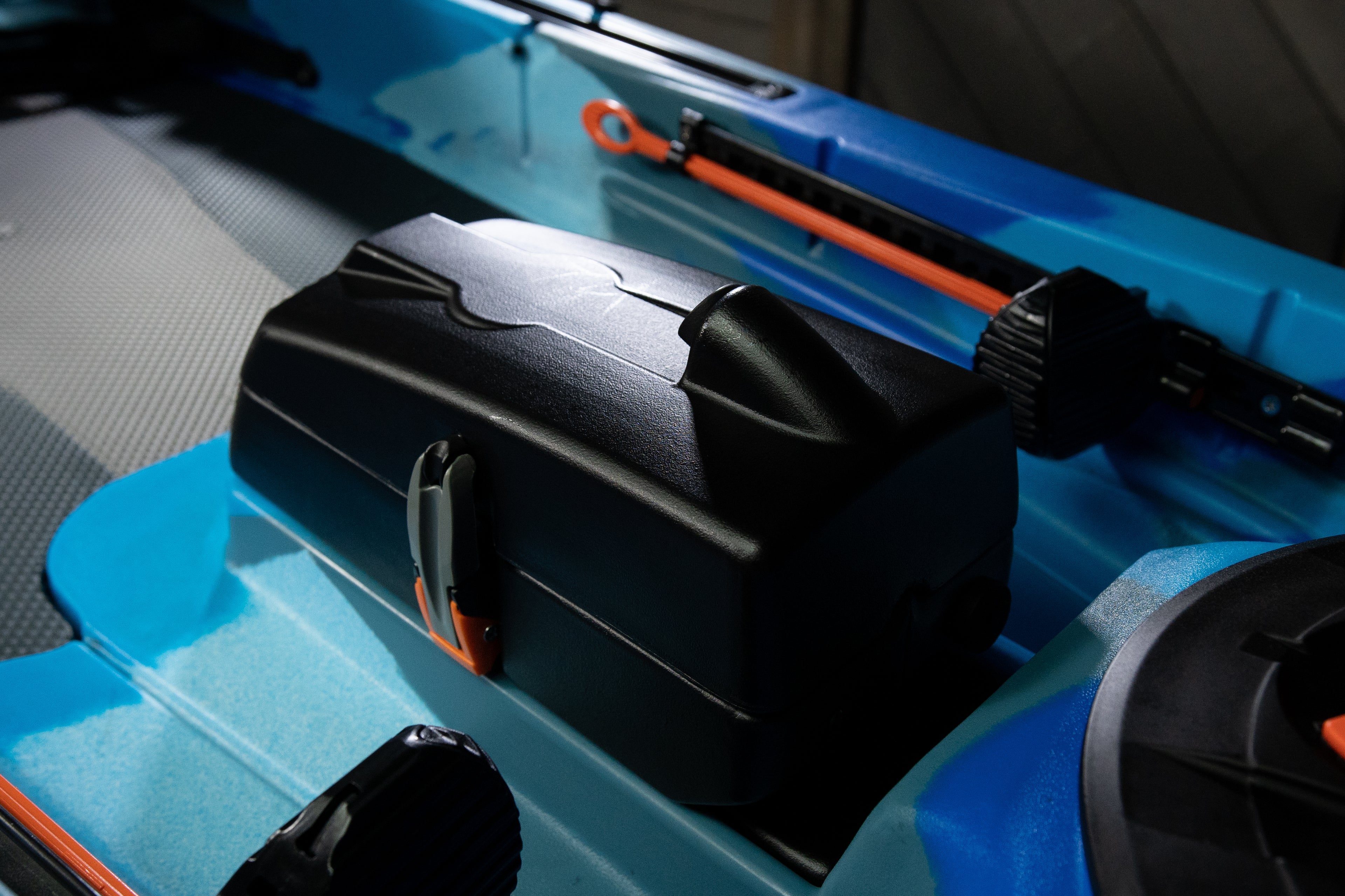 Kayak de pêche Lure 10 V2 Camouflage océan détail sonar pod optionnel