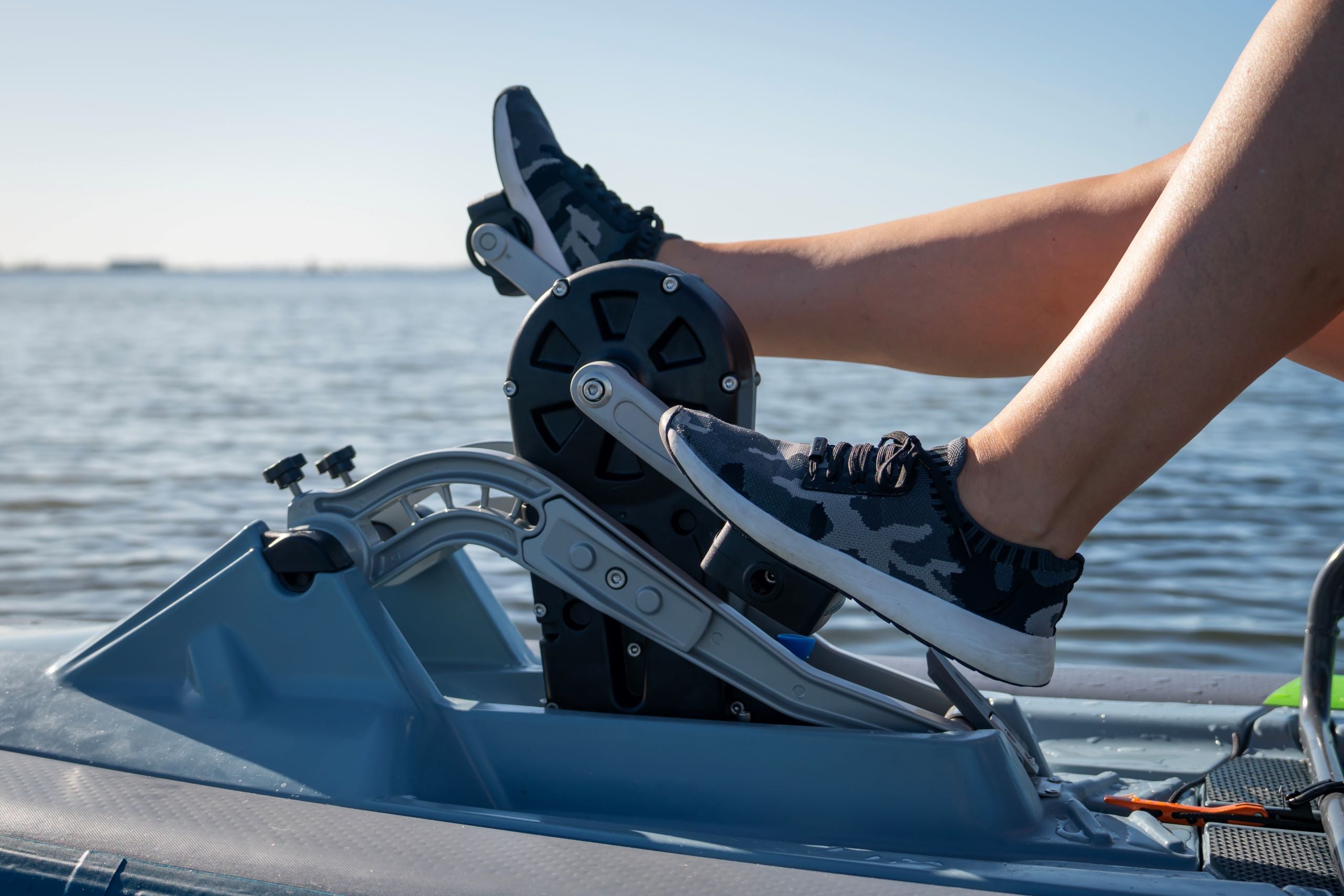 Kayak De Pêche À Pédales