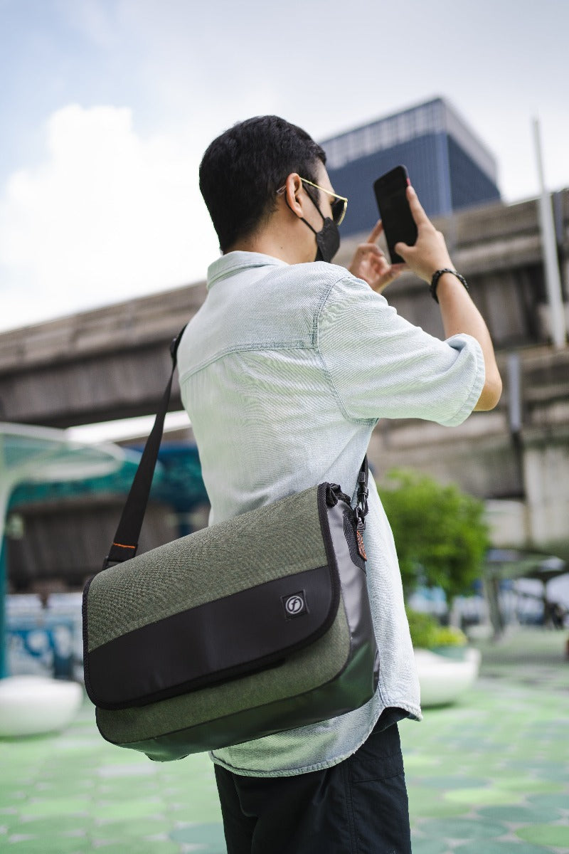 Sac bandoulière Olive life style , Urbanion Eco Messenger