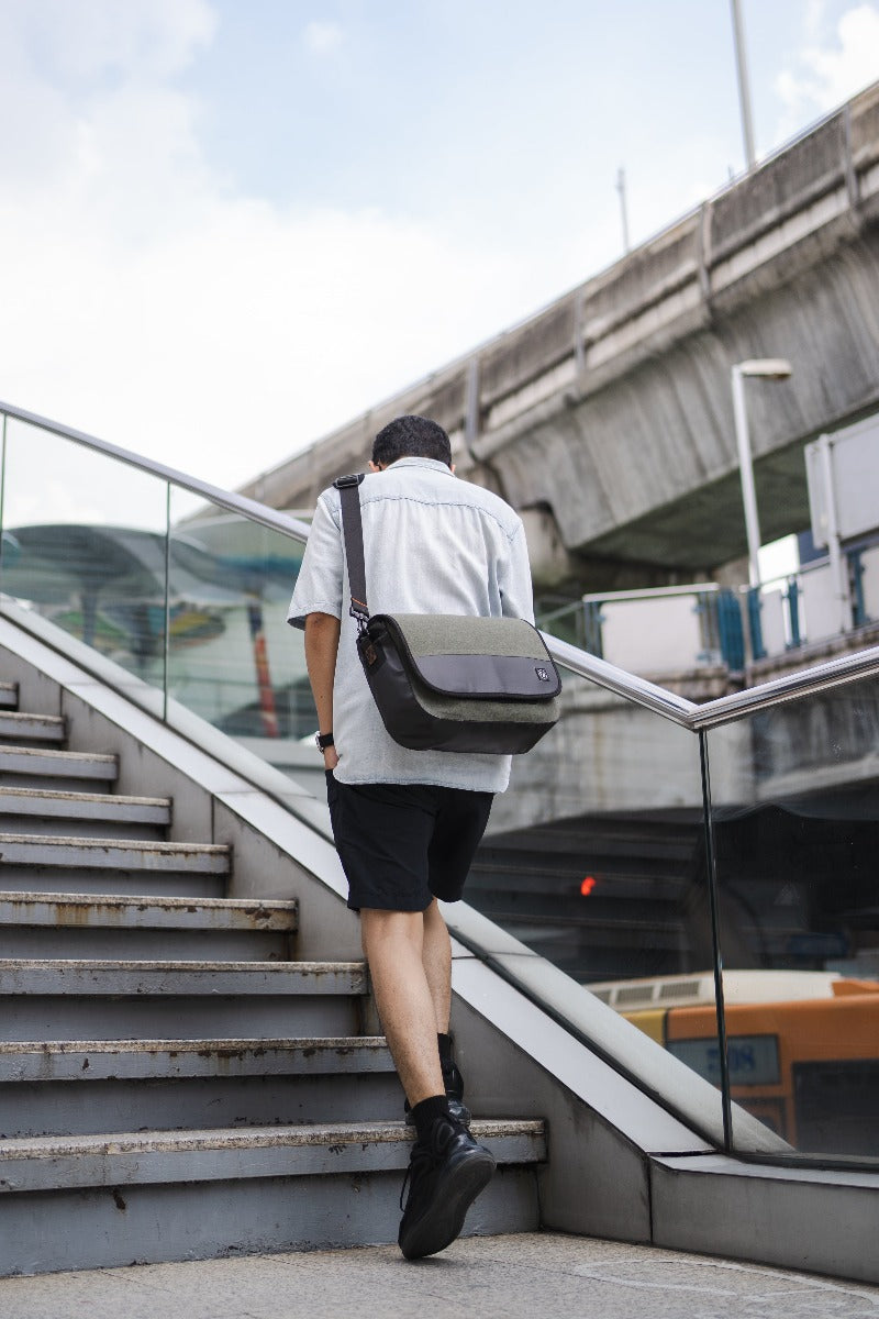 Sac bandoulière Olive life style , Urbanion Eco Messenger