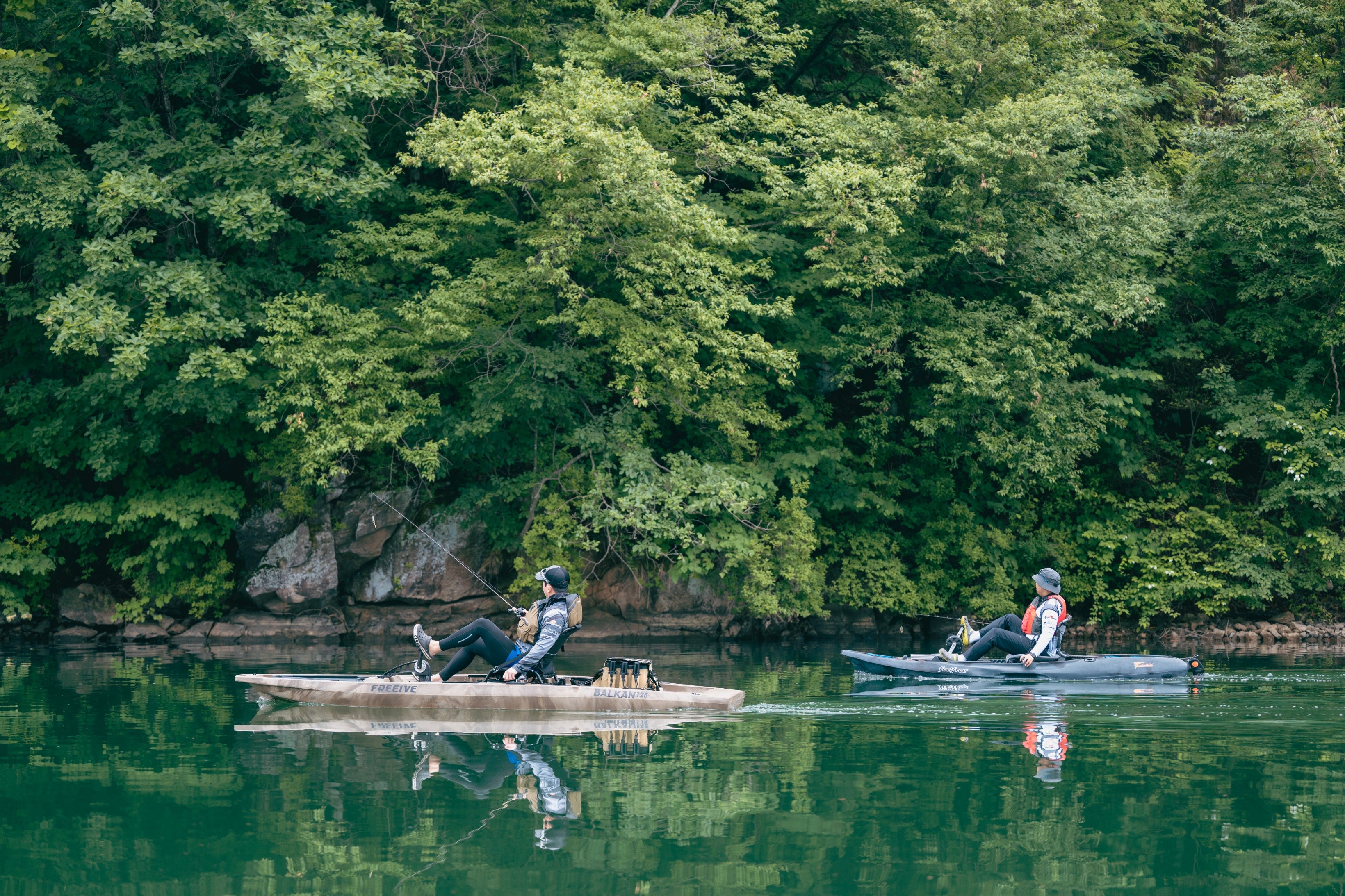 Pedal fishing kayak: FLASH