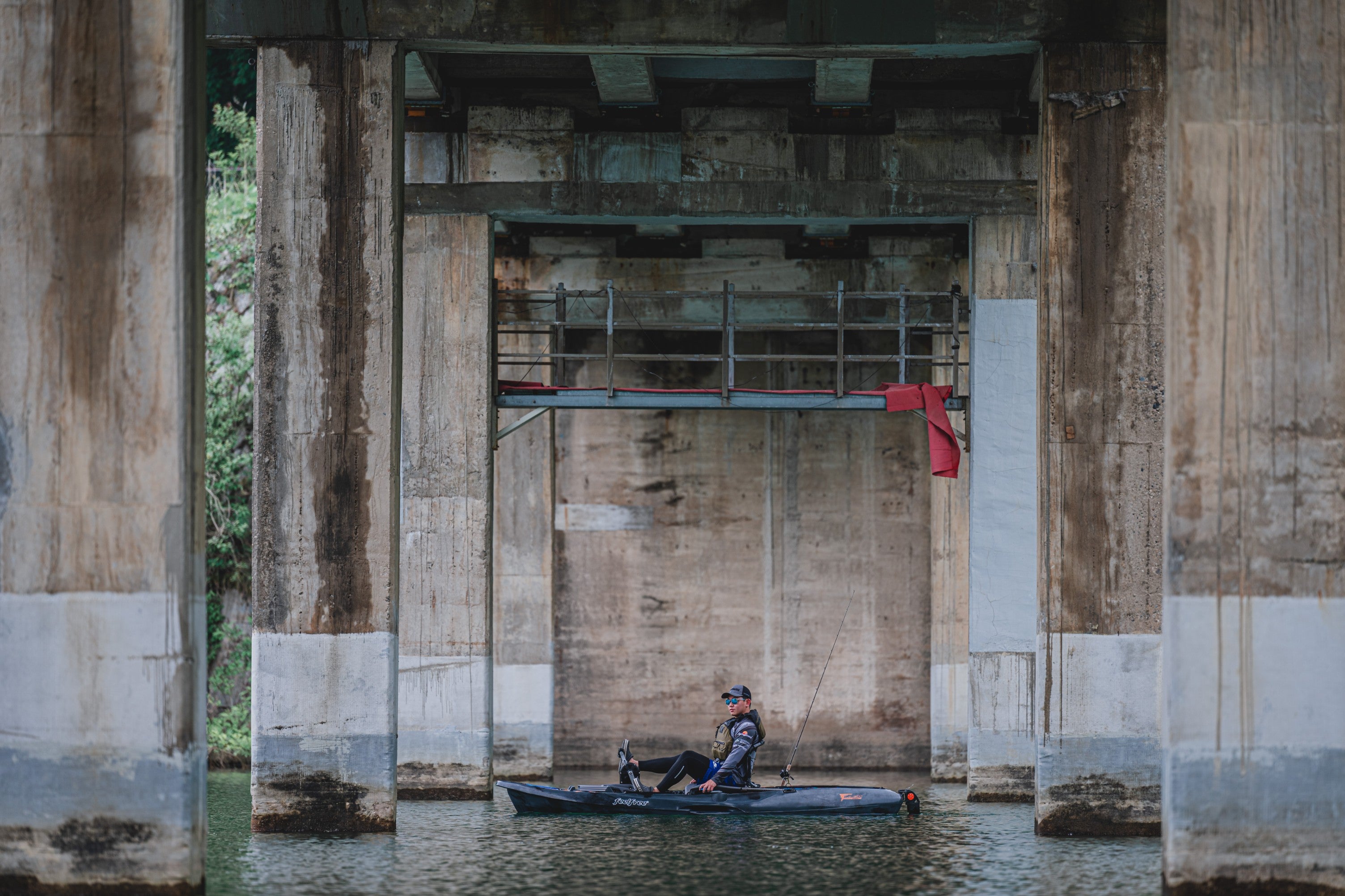 Pedal fishing kayak: FLASH
