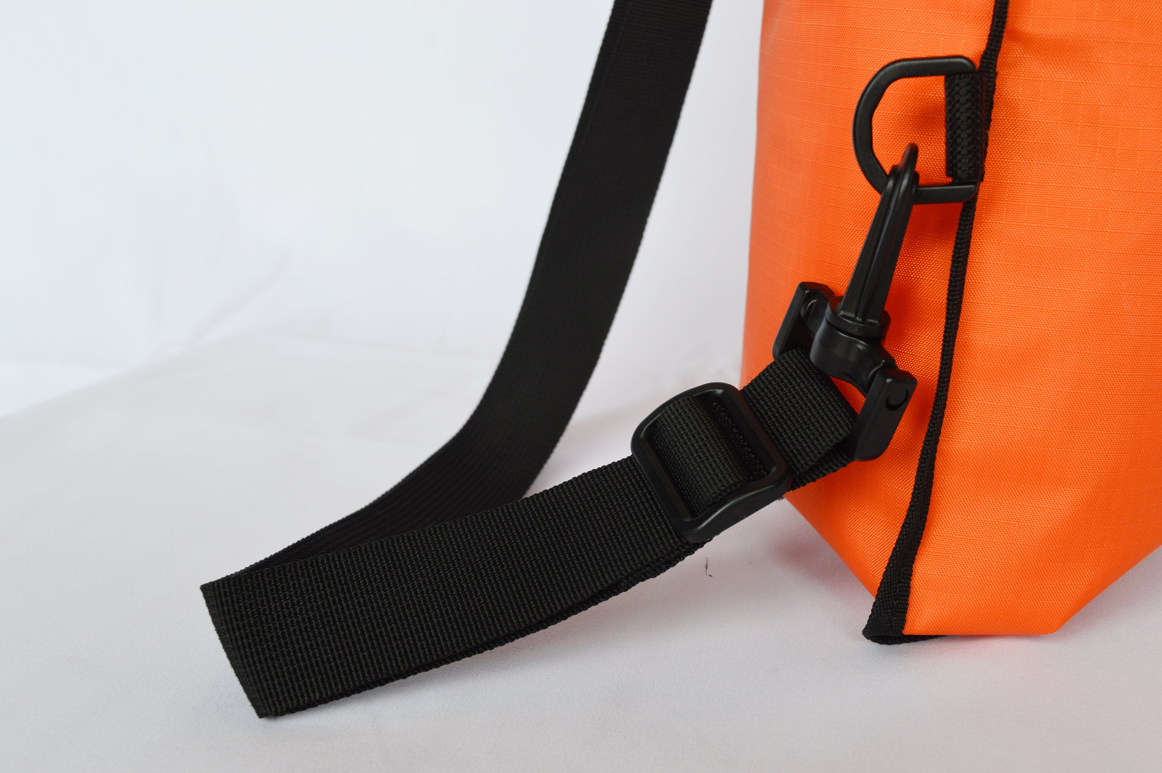 Sac étanche Inner Dry Flat détail attache clips