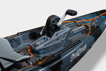 Pedal fishing kayak: FLASH