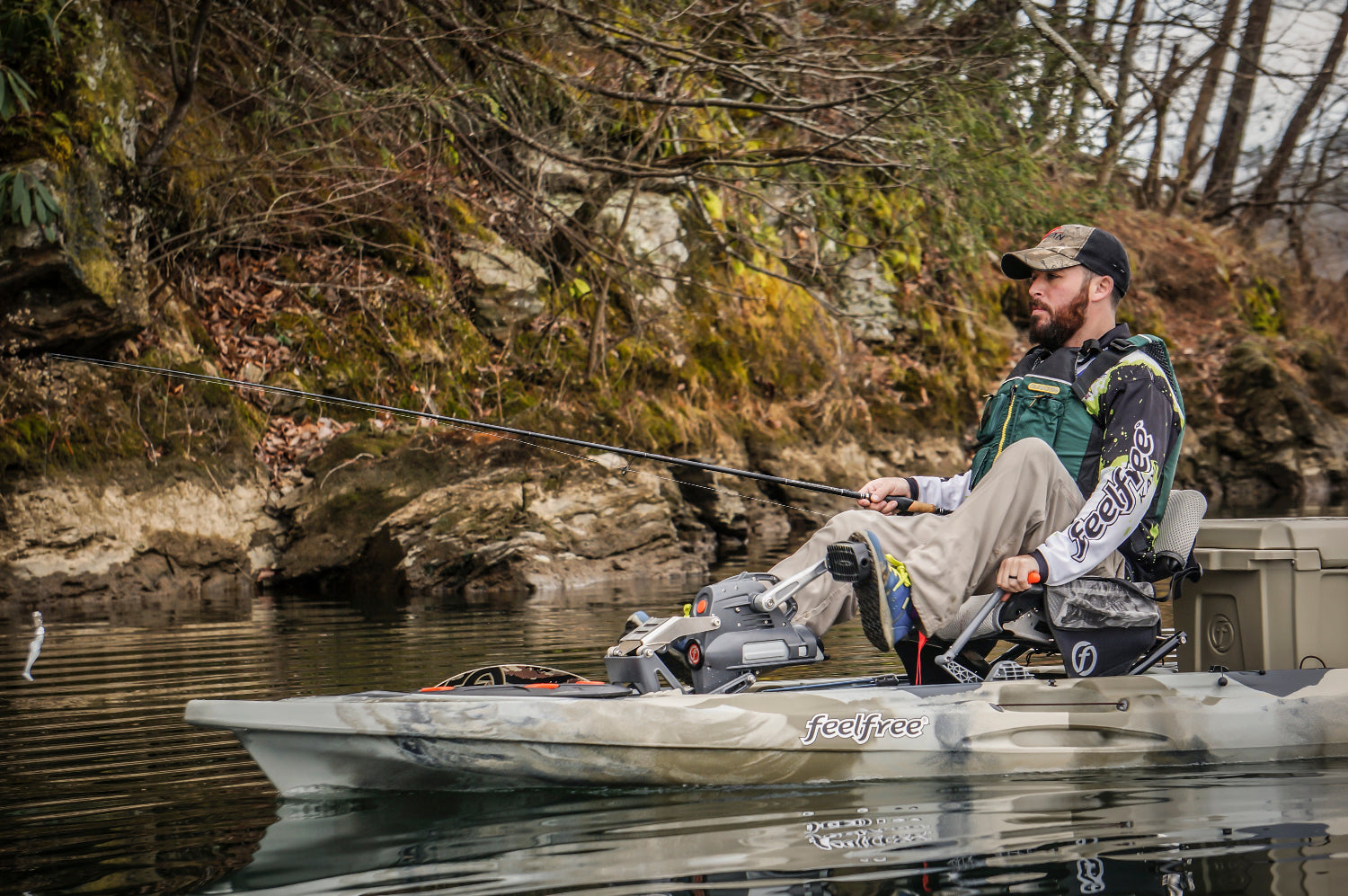 Kayak de pesca a pedales Lure 13.5 V2